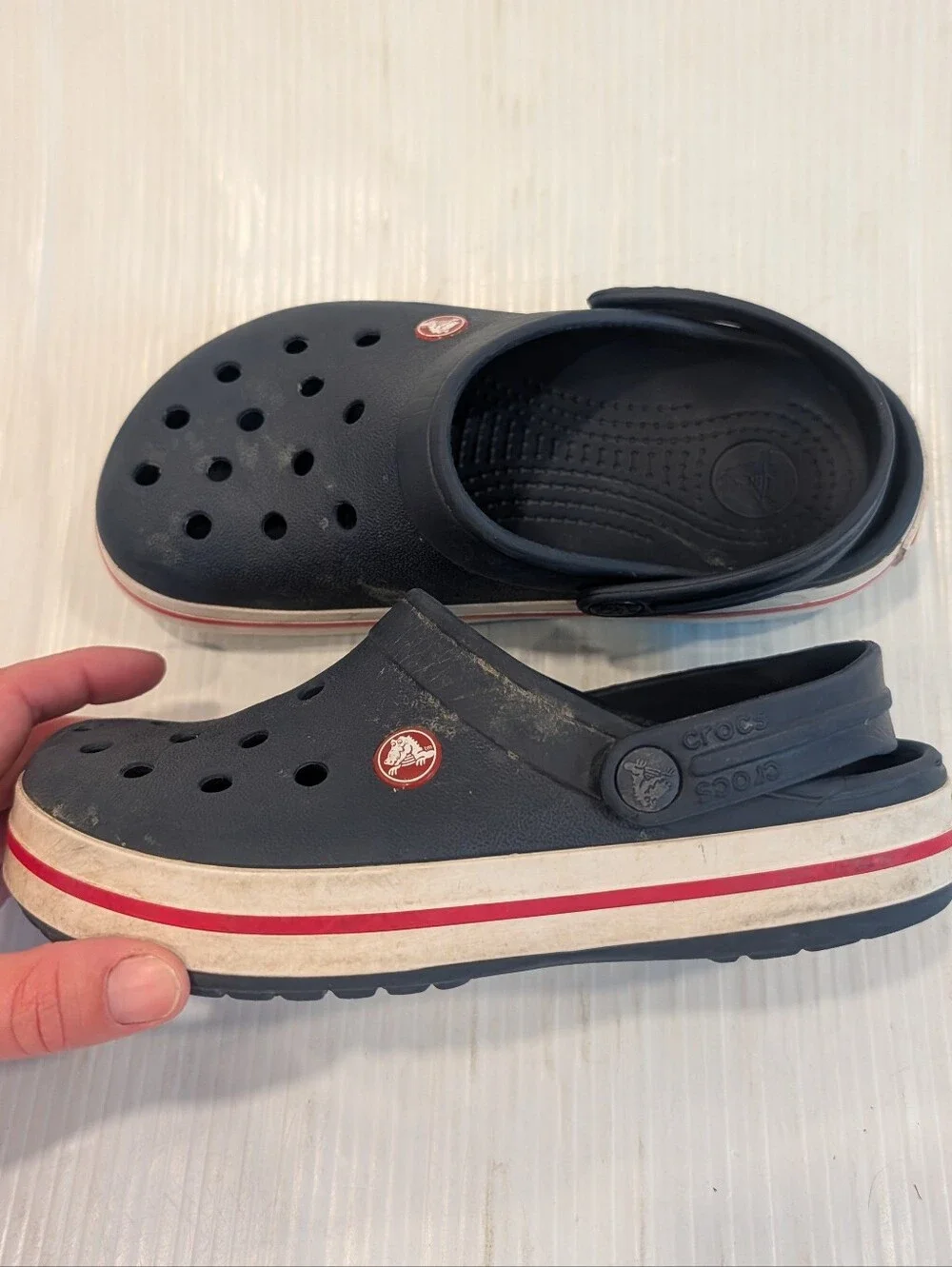CROCS Kids Navy Crocband Clogs with Red White Sole  Size 4 Youth